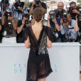 Natalie Portman (et sa petite culotte sexy) - Photocall du film "Une histoire d'amour et de ténèbres" lors du 68e Festival International du Film de Cannes le 17 mai 2015.