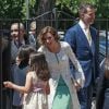 La reine Letizia d'Espagne le 20 mai 2015 à la paroisse Notre-Dame d'Aravaca, dans la banlieue ouest de Madrid, lors de la première communion de sa fille Leonor, princesse des Asturies.