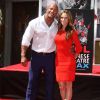 Dwayne Johnson et sa petite amie Lauren Hashian - Dwayne Johnson laisse ses empreintes dans le ciment hollywoodien au TCL Chinese Theater à Hollywood, le 19 mai 2015