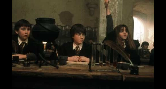 Matthew Lewis incarne Neville dans Harry Potter à l'école des sorciers