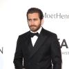 Jake Gyllenhaal - Photocall de la soirée "AmfAR's Cinema Against AIDS" à l'hôtel de l'Eden Roc au Cap d'Antibes le 21 mai 2015, lors du 68e festival du film de Cannes.