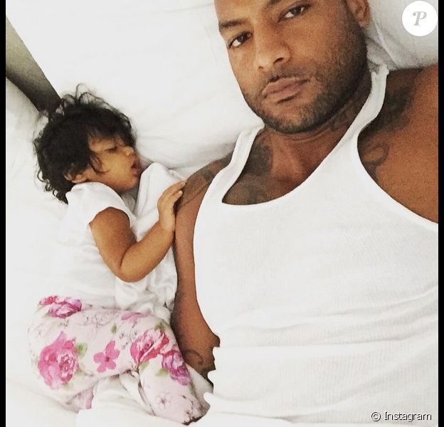 Booba Papa Calin Avec Luna Et Omar Pour Un Week End En Famille Purepeople