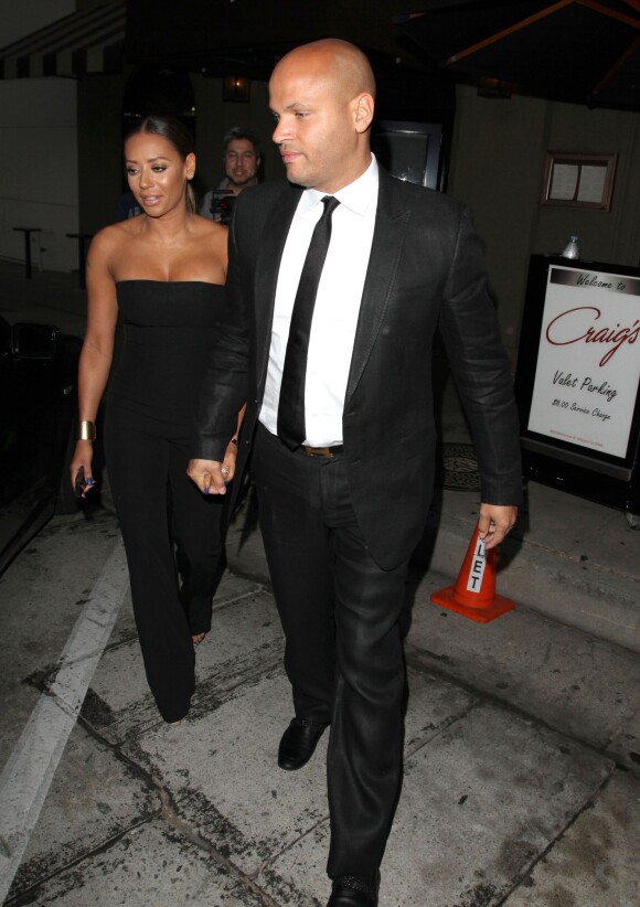 Mel B (Melanie Brown) et son mari Stephen Belafonte - People au restaurant Craig à West Hollywood. Le 4 juin 2014  