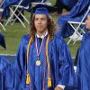 Joseph Baena, le fils illégitime de Arnold Schwarzenegger, reçoit le diplôme de son école à Riverside, le 28 mai 2015, devant sa maman Mildred.