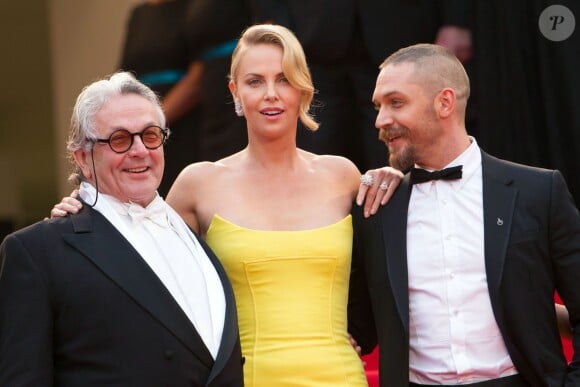 George Miller, Charlize Theron, Tom Hardy - Montée des marches du film "Mad Max : Fury Road" lors du 68e Festival International du Film de Cannes, le 14 mai 2015. 