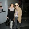 Ashlee Simpson et sa mere Tina arrivent a l'aeroport de New York, le 3 janvier 2013.