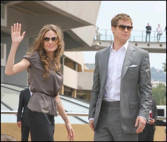 Brad Pitt et Angelina Jolie arrivant sur la Croisette pendant le Festival de Cannes 2007