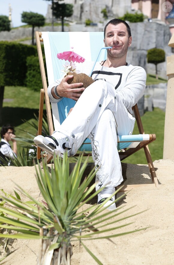 Michaël Youn - Photocall "Fête Givrée" à Disneyland Paris à Marne-la-Vallée le 30 mai 2015.