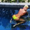 Amber Rose se baigne, topless. Photo publiée le 30 mai 2015.