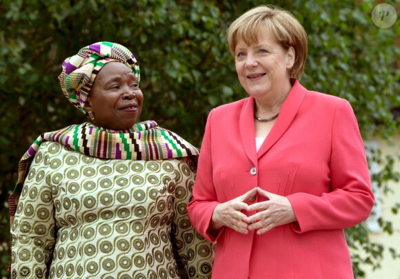 Angela Merkel et Nkosazana Dlamini-Zuma en Allemagne le 8 juin 2015  