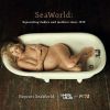 Le top model Marisa Miller, enceinte de son deuxième enfant, pose nue dans une baignoire pour la nouvelle campagne de PeTA contre l'exploitation des orques dans les parcs d’attraction. Elle pose dans la position d'un orque captivé