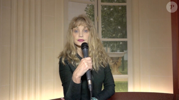 Arielle Dombasle et la générale de sa Traviata avec Opéra en plein air au domaine départemental de Seaux, le 10 juin 2015.