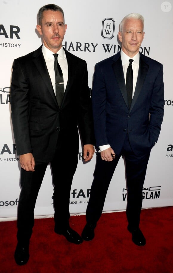 Benjamin Maisani et Anderson Cooper - Gala "AmfAR Inspiration Gala" à New York, le 16 juin 2015