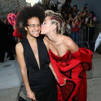 Miley Cyrus bisexuelle : ''Je ne veux pas d'un gros macho qui regarde du porno''