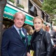  Jean-Michel Wilmotte et sa fille Victoria - D&eacute;jeuner "P&egrave;res et Filles" au restaurant "Les deux Magots" &agrave; Paris. Le 16 juin 2015&nbsp; 