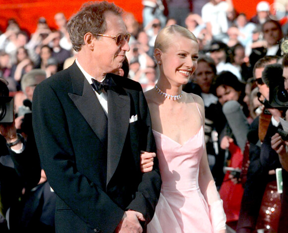 Bruce Paltrow et sa fille Gwyneth lors des Oscars 1999.