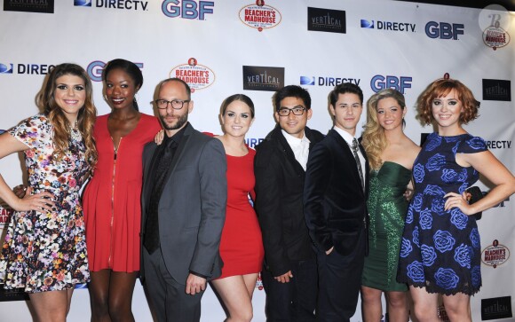 Molly Tarlov et les autres membres du casting à la premiere de G.B.F. à  Los Angeles, le 19 novembre 2013 