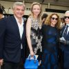 Sidney Toledano, Delphine Arnault, Marisa Berenson et Karl Lagerfeld - Défilé Dior Homme printemps-été 2016 au Tennis Club de Paris le 27 juin 2015.