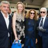 Sidney Toledano, Delphine Arnault, Marisa Berenson et Karl Lagerfeld - Défilé Dior Homme printemps-été 2016 au Tennis Club de Paris le 27 juin 2015.