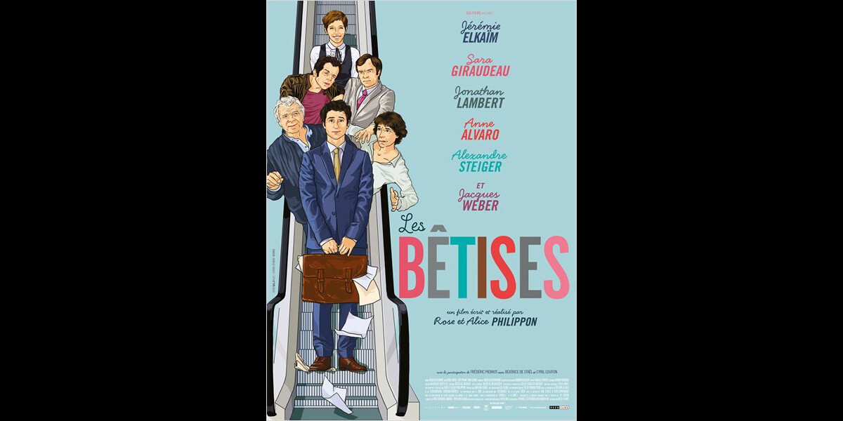 Photo : Affiche du film Les Bêtises en salles le 22 juillet - Purepeople