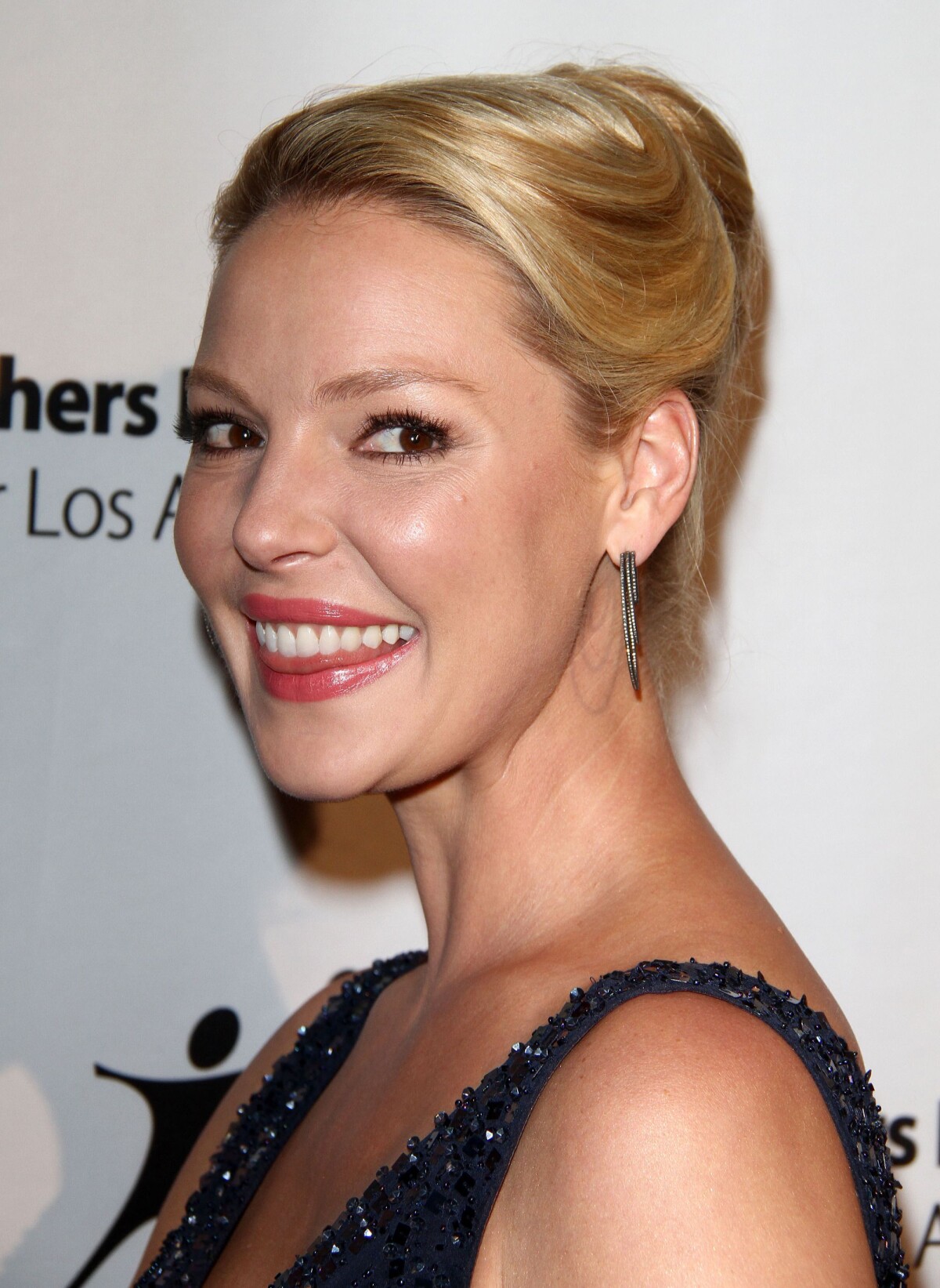 Dekatherine Heigl Bust Size - 5cybksx