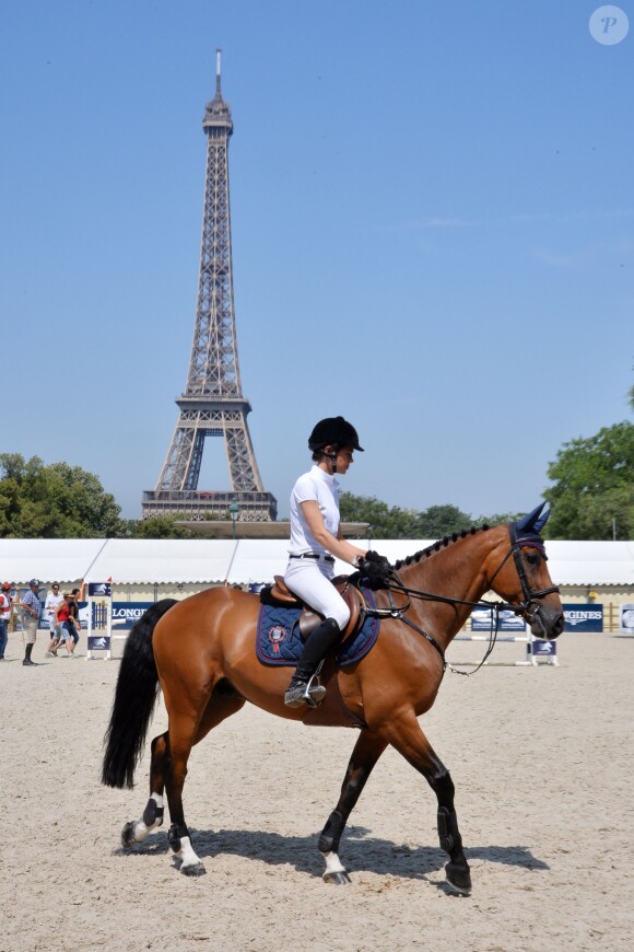 Charlotte Casiraghi lors du Paris Eiffel Jumping du Champs-de-Mars à Paris, le 3 juillet 2015