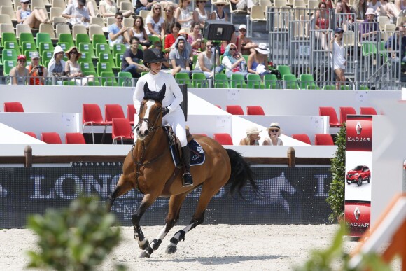 Electra Niarchos lors du Paris Eiffel Jumping du Champs-de-Mars à Paris, le 3 juillet 2015