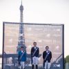 Les gagnants du Grand Prix de Paris : 1er Bertram Allen sur Romanov, 2ème Luciana Diniz sur Fit for Fun 13 et le 3ème Darragh Kenny sur Sans Soucis Z - Remise du Grand Prix de Paris lors du Longines Paris Eiffel Jumping au Champ-de-Mars à Paris, le 4 juillet 2015.