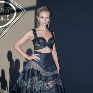 Natasha Poly lors du défilé Atelier Versace (collection haute couture automne-hiver 2015-2016) au Palais Brongniart. Paris, le 5 juillet 2015.