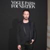 Anthony Vaccarello assiste au deuxième gala de la Vogue Paris Foundation au Palais Galliera. Paris, le 6 juillet 2015.