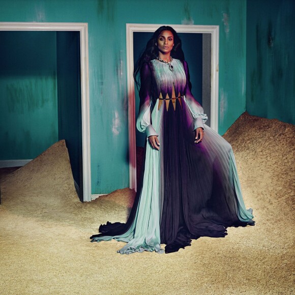 La chanteuse Ciara, nouvelle égérie du designer Robert Cavalli, pose pour sa nouvelle campagne collection Automne/Hiver 2015-2016. Le 26 mai 2015.