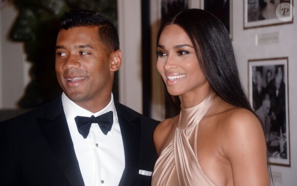 Russell Wilson et Ciara officialisent leur amour durant un dîner en l'honneur du Premier ministre japonais Shinzo Abe à la Maison Blanche à Washington le 28 avril 2015.