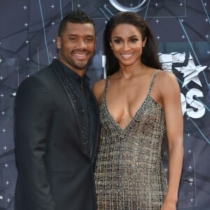 Russell Wilson et Ciara lors de la 15e édition des BET Awards à Los Angeles, le 28 juin 2015 