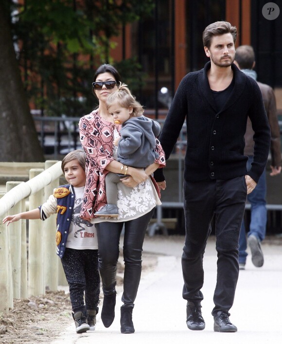 Kourtney Kardashian, Scott Disick et leurs enfants Mason and Penelope Disick ont passé la journée à Paris, le 27 mai 2014