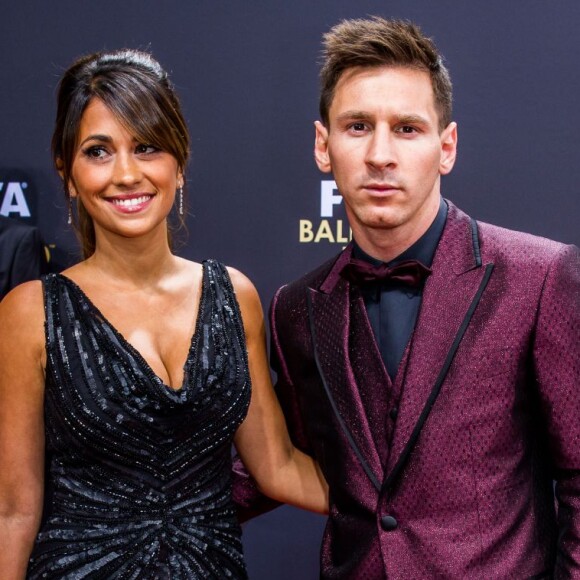 Lionel Messi et sa compagne Antonella Roccuzzo - Gala FIFA Ballon d'Or 2014 à Zurich, le 12 janvier 2015.