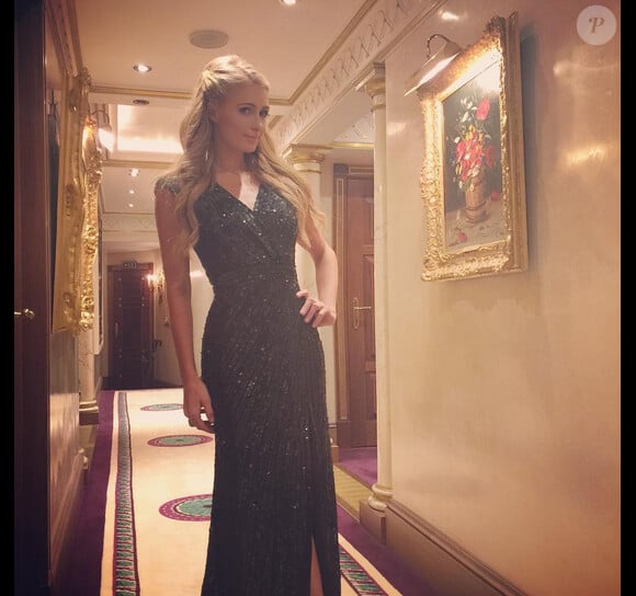 Paris Hilton à Londres - Photo postée sur Instagram, juillet 2015