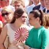 Camille Gottlieb et Pauline Ducruet le 11 juillet 2015 sur la place du palais princier à Monaco lors des célébrations des 10 ans de règne de leur oncle le prince Albert