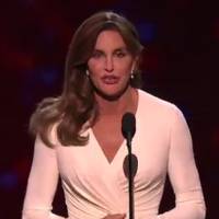 Caitlyn Jenner : Epoustouflante, au bord des larmes, intense aux ESPY