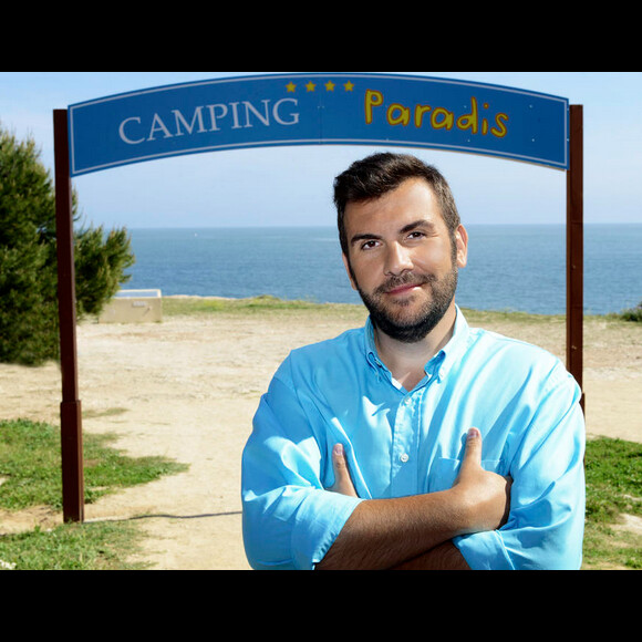 Laurent Ournac sur le tournage de Camping Paradis (épisode diffusé le mardi 23 juin 2015 à 20h55 sur TF1).