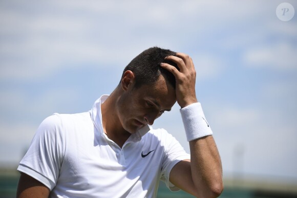 Bernard Tomic à Wimbledon, à Londres, le 1er juillet 2015