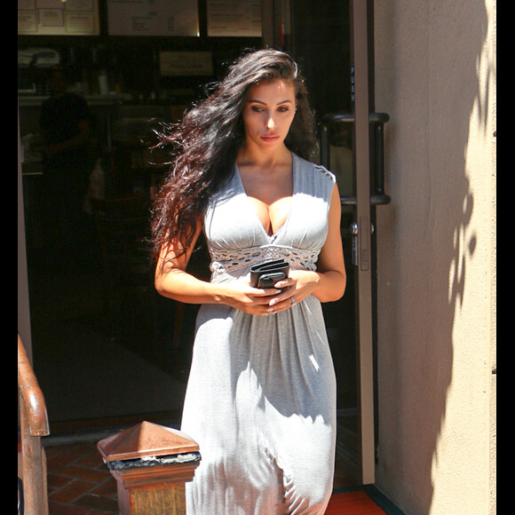 Lilit Avagyan quitte le Judi's Deli Restaurant le 11 juillet 2014