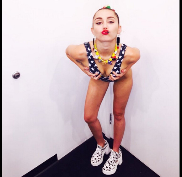 Miley Cyrus très sexy sur Instagram / photo postée au mois de juillet 2015