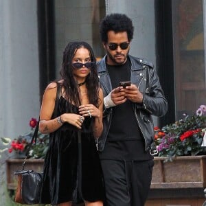 Exclusif - Zoë Kravitz et son nouveau compagnon Twin Shadow (George Lewis Jr.) en amoureux à New York le 16 juillet 2015.