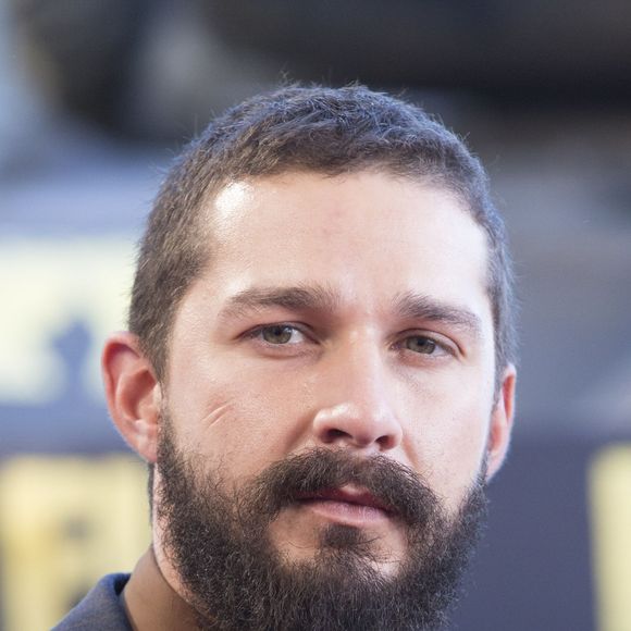 Shia LaBeouf - Photocall du film "Fury" aux Invalides, à Paris le 18 Octobre 2014.