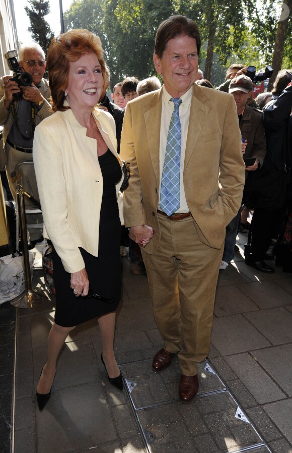 Cilia Black et John Madejski à Londres en septembre 2008. 