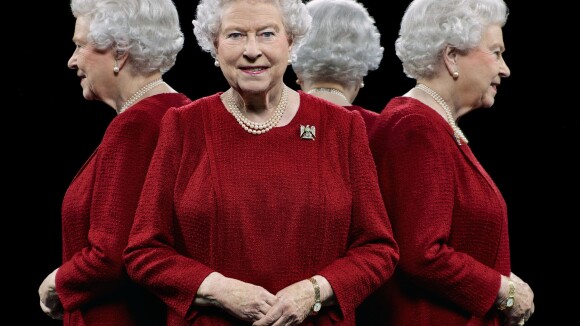 Elizabeth II, William et Camilla sous toutes les coutures, d'étonnants portraits