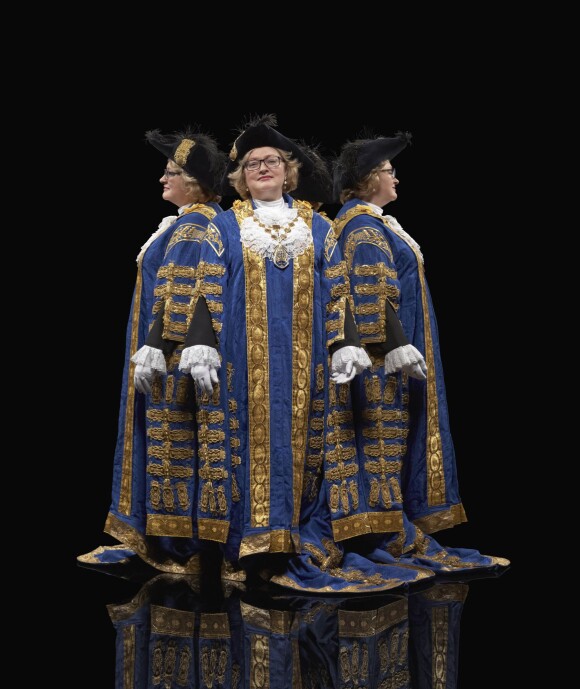 Lord Mayor Of Westminster, photographié par Hugo Rittson Thomas. C'est l'un des étonnants portraits réalisés par le photographe britannique, qui met à l'honneur le Royal Household dans une exposition que présentera du 19 août au 19 septembre 2015 la galerie Eleven Fine Art, à Londres.