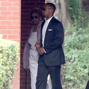 Cissy Houston arrive à l'enterrement de sa petite fille Bobbi Kristina Brown au "Murray Brothers Funeral Home " à Atlanta, le 31 juillet 2015 