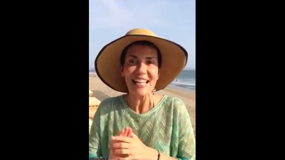 Cristina Cordula : Sans make up à Bali, elle fait oublier ses 50 ans !