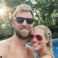 Charles Kelley (Lady Antebellum) bientôt papa : Sa femme Cassie est enceinte !